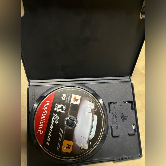 Midnight club II for PlayStation 2 - Picture 2 of 3